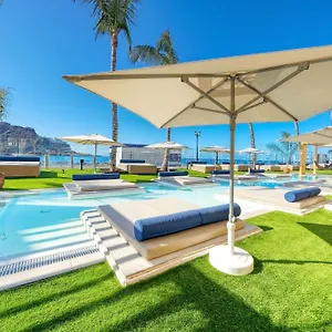 https://labranda-riviera-marina.in-canary-islands.com